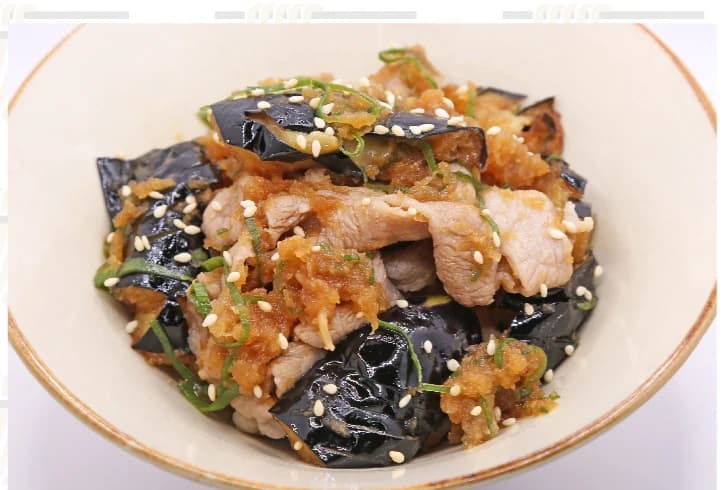 หมูชาบูกับมะเขือม่วงซอสพอนสึ